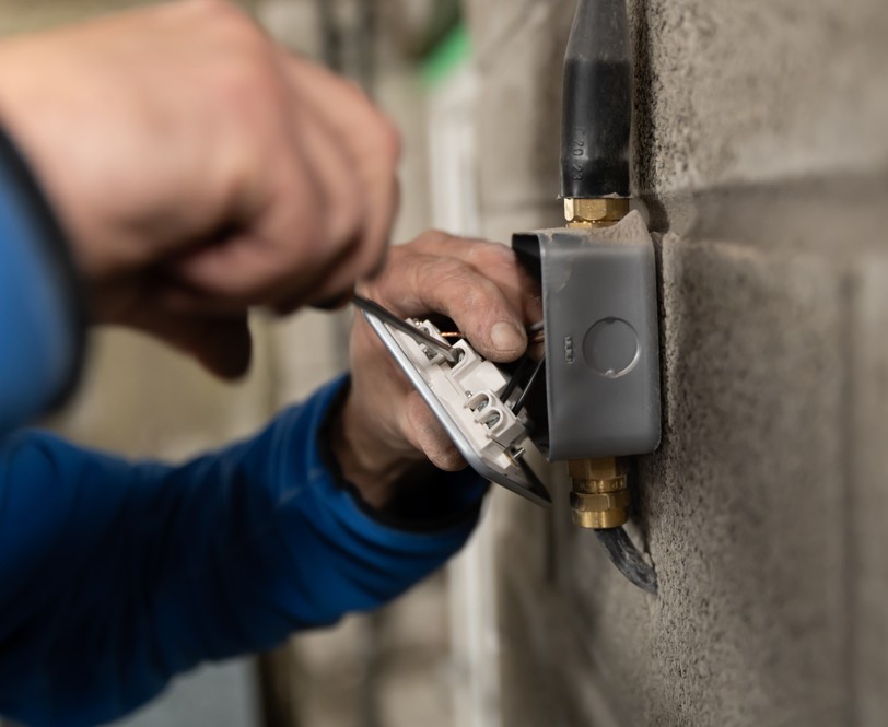 1st & 2nd Fix Installations